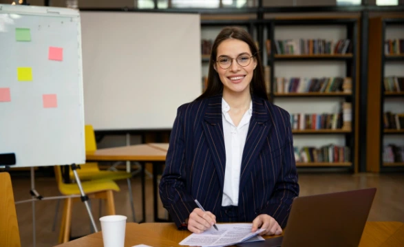 Use a Unifast para criar cursos certificados reconhecidos no mercado com certificação acadêmica e aumente suas vendas.